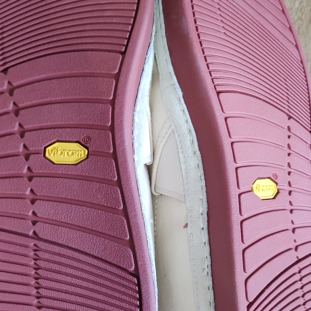 UGG Cream Loafers Slip-On Shoes - Picture 2 of 4